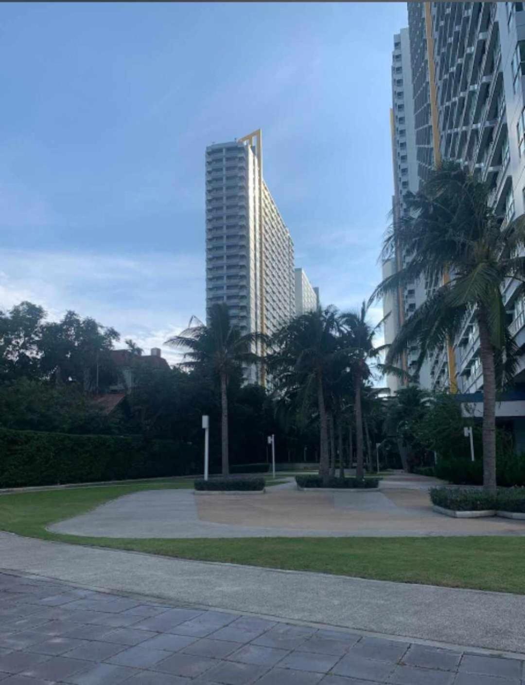 1 Bedroom Seaview Jomtein 9Th Jomtien Beach Eksteriør billede